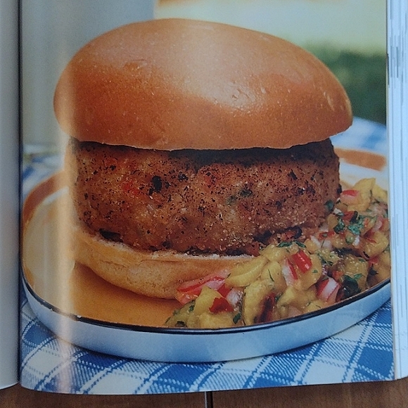 The Great Big Burger Book Jane Murphy & Liz Yeh Singh soft cover - Picture 4 of 8